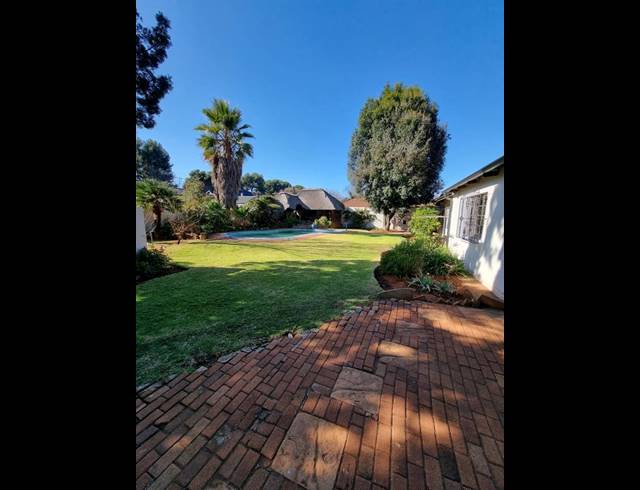 4 BEDROOM PROPERTY TO RENT IN DALVIEW